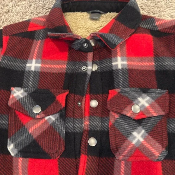 Plaid Red and Black Kids Sherpa jacket - Picture 6 of 6